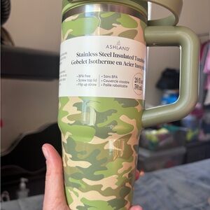 NWT 20oz Ashland Camouflage Stainless Steel Insulated Tumbler- Fits in Cupholder